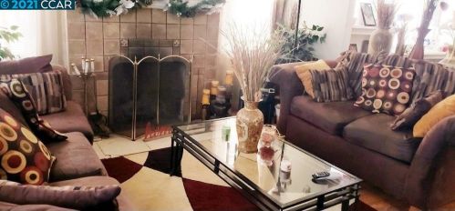 2738 79th Ave, Oakland, CA 94605-3328