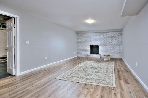 145 Bayberry Ln, Bridgeport CT  06612-1400 exterior