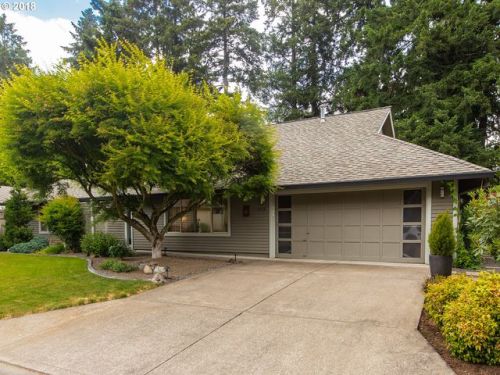 18110 Shawnee Trl, Tualatin, OR 97062-8461