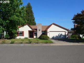 572 6th Pl, Barlow, OR 97013-7715