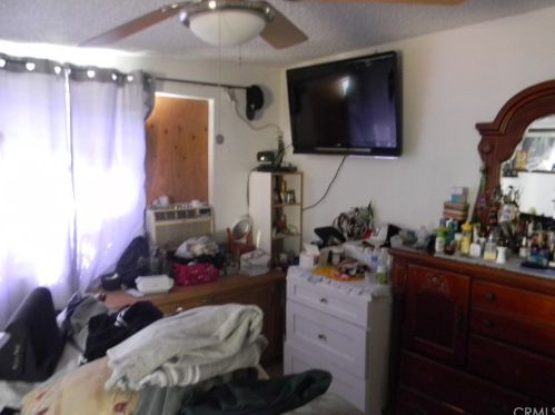 3528 Valley Way, Riverside CA  92509-1447 exterior