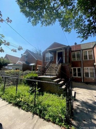 2567 Young Ave, Bronx, NY 10469-5619