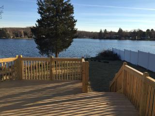 152 Lackawanna Dr, Stanhope, NJ 07874-3112