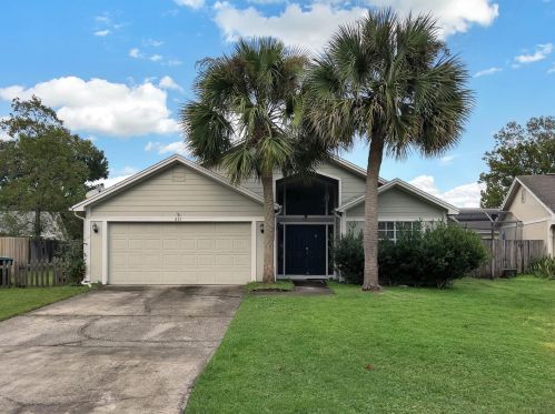 211 Ferryboat Ct, Orlando, FL 32828-8907