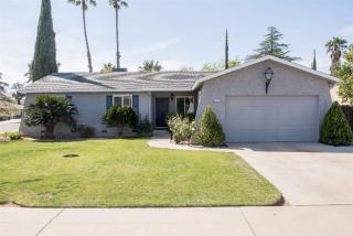 2538 Sunnyside Ave, Clovis, CA 93611-4537