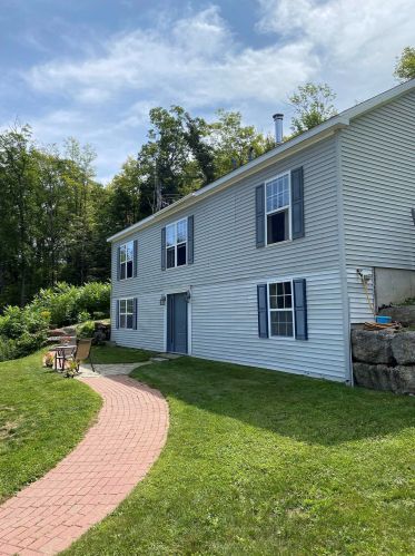 236 Dole School House Rd, Washington NH  03280-6101 exterior