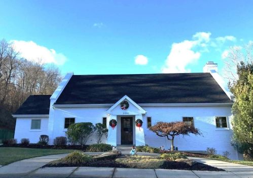 2121 Carrick Ct, Covington, KY 41017-3914