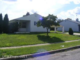 17 Graceful Ln, Levittown PA  19055-1909 exterior