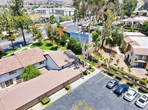 771 Via Sierra Nevada, Riverside, CA 92507-6413