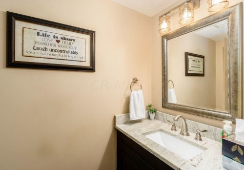 1180 Weeping Willow Ct, Blacklick OH  43004-5013 exterior