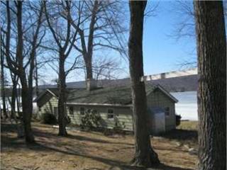 108 Shore Culver Rd, Sandyston, NJ 07826-6052