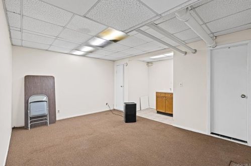 143 Chatterton Pkwy, White Plains NY  10606-2242 exterior