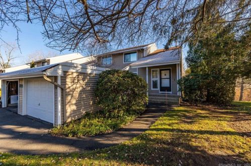 594 Mountain Rd, Hartford, CT 06111-1410