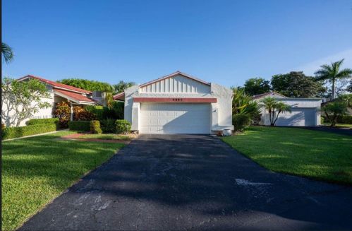 5695 Ainsley Ct, Boynton Beach, FL 33437-1503