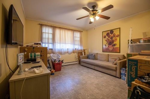 211 43rd St, Union City, NJ 07087-6125