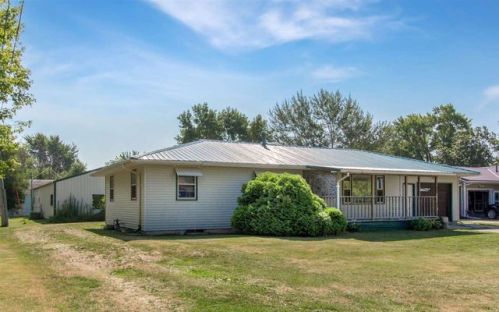202 Van Buren St, Germanville, IA 52540-7736