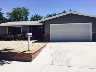 44544 Denmore Ave, Lancaster, CA 93535-3228