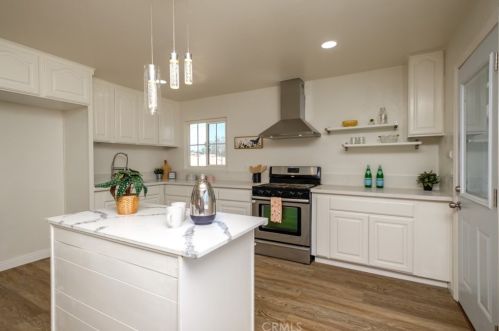 16434 Yucca Ave, Victorville CA  92395-3533 exterior
