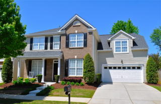 13813 Holly Stream Dr, Huntersville, NC 28078-3276