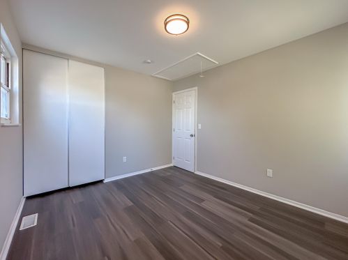 7131 Manderlay Dr, Florence KY  41042-2623 exterior