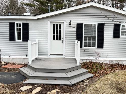 87 Lear Dr, Coventry RI  02816-4016 exterior