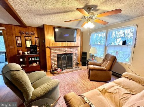 48 Essex Pl, Montross VA  22520-4028 exterior