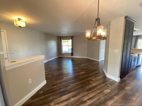 2217 170th Ave, Hollywood, FL 33028-2049