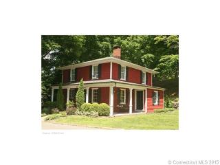 69 Old Sherman Hill Rd, Woodbury CT  06798-3610 exterior