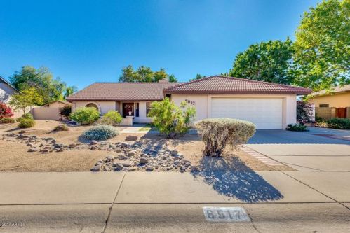 6517 Crocus Dr, Glendale, AZ 85306-3739