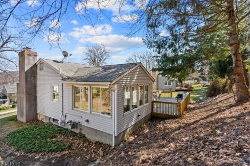 641 Shore Trl, Sparta NJ  07871-1317 exterior