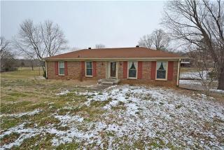103 Virginia Dr, Clarksville, TN 37040-4344