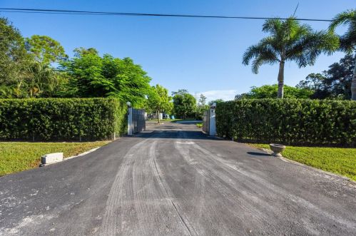 16087 Goldcup Dr, Town Of Loxahatchee Groves, FL 33470-4131