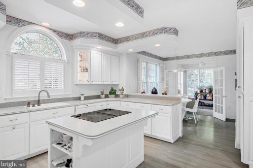 319 Equus Dr, Camp Hill PA  17011-8350 exterior