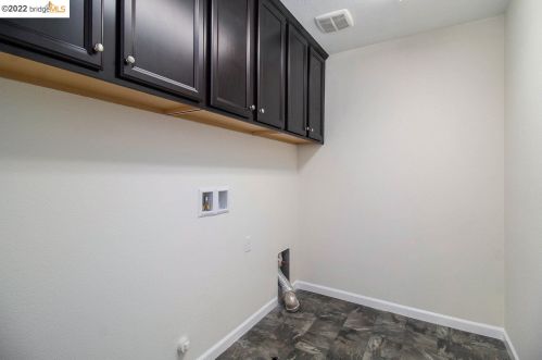 418 Sonnet Ct, Oakley CA  94561-5086 exterior