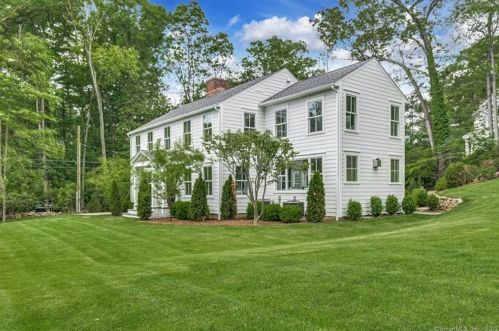 289 Wahackme Rd, New Canaan CT  06840-3935 exterior