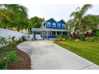 968 Citrus Ave, Sarasota, FL 34236-8414