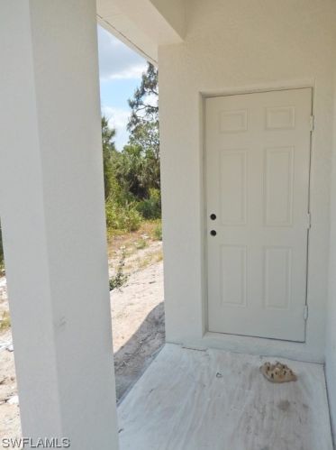 409 Columbus Blvd, Lehigh Acres FL  33974-4708 exterior
