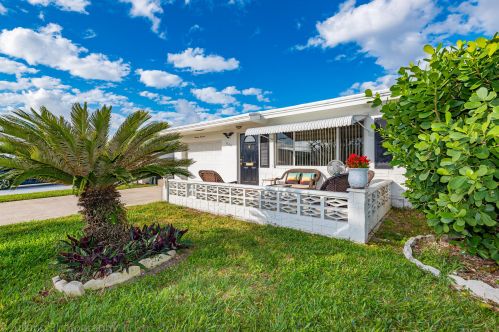 1300 24th St, Boynton Beach, FL 33426-5865