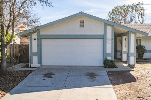1160 Patricia Ln, Lake Nacimiento, CA 93446-3207