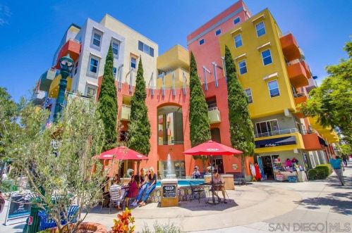 1501 India St, San Diego CA 92101-2246 exterior