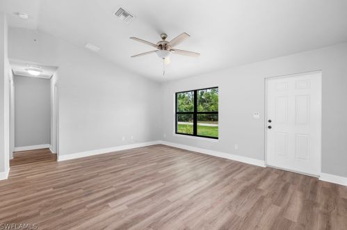 4137 20th Ct, Cape Coral, FL 33909-7362