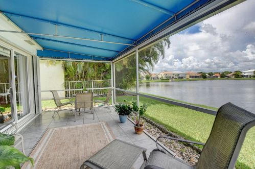 9581 Tavernier Dr, Boca Raton FL  33496-2105 exterior