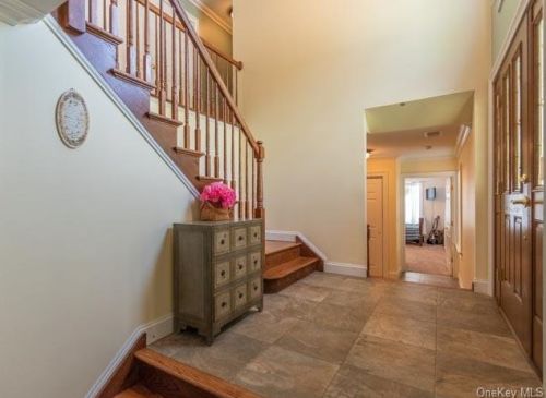 110 Orchard Ter, Monroe NY  10950-3416 exterior