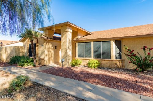 13614 Bolero Dr, Sun City, AZ 85375-4739