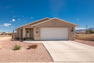 3664 Irving St, Kingman, AZ 86409-3120
