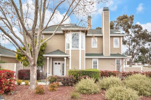 104 Farallon Dr, Belmont, CA 94002-4111