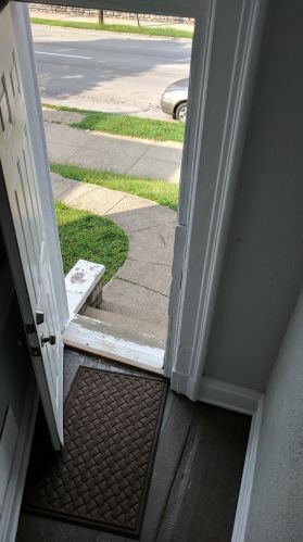 1542 Scott St, Covington KY  41011-3454 exterior