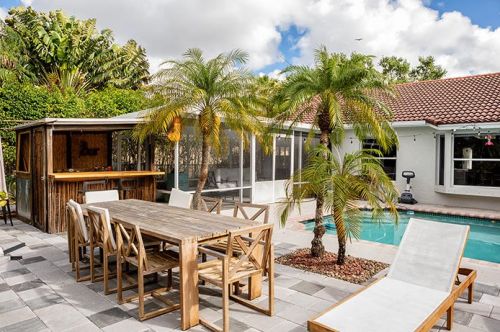 4836 Lee Rd, Delray Beach FL  33445-3287 exterior