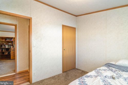 96 Country View Est, North Newton PA  17241-8760 exterior