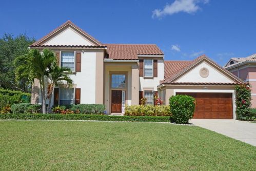 1001 Pine Lake Cir, West Palm Beach, FL 33418-4519